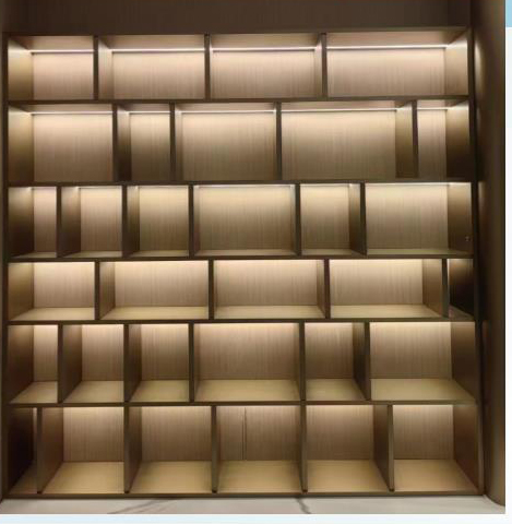 ����־ƹ�10